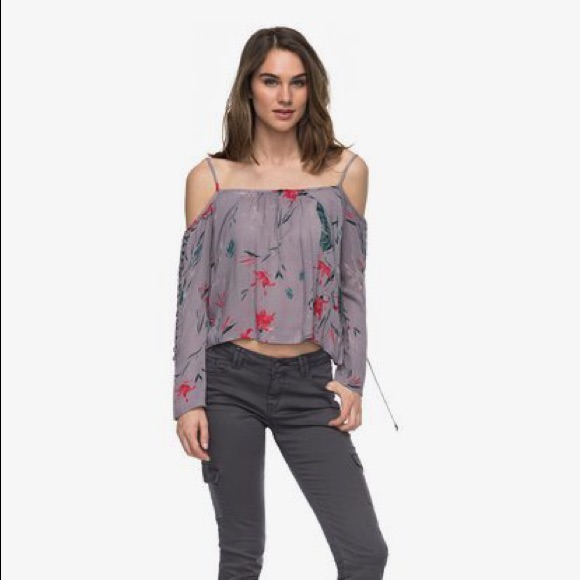 Roxy Cold Shoulder